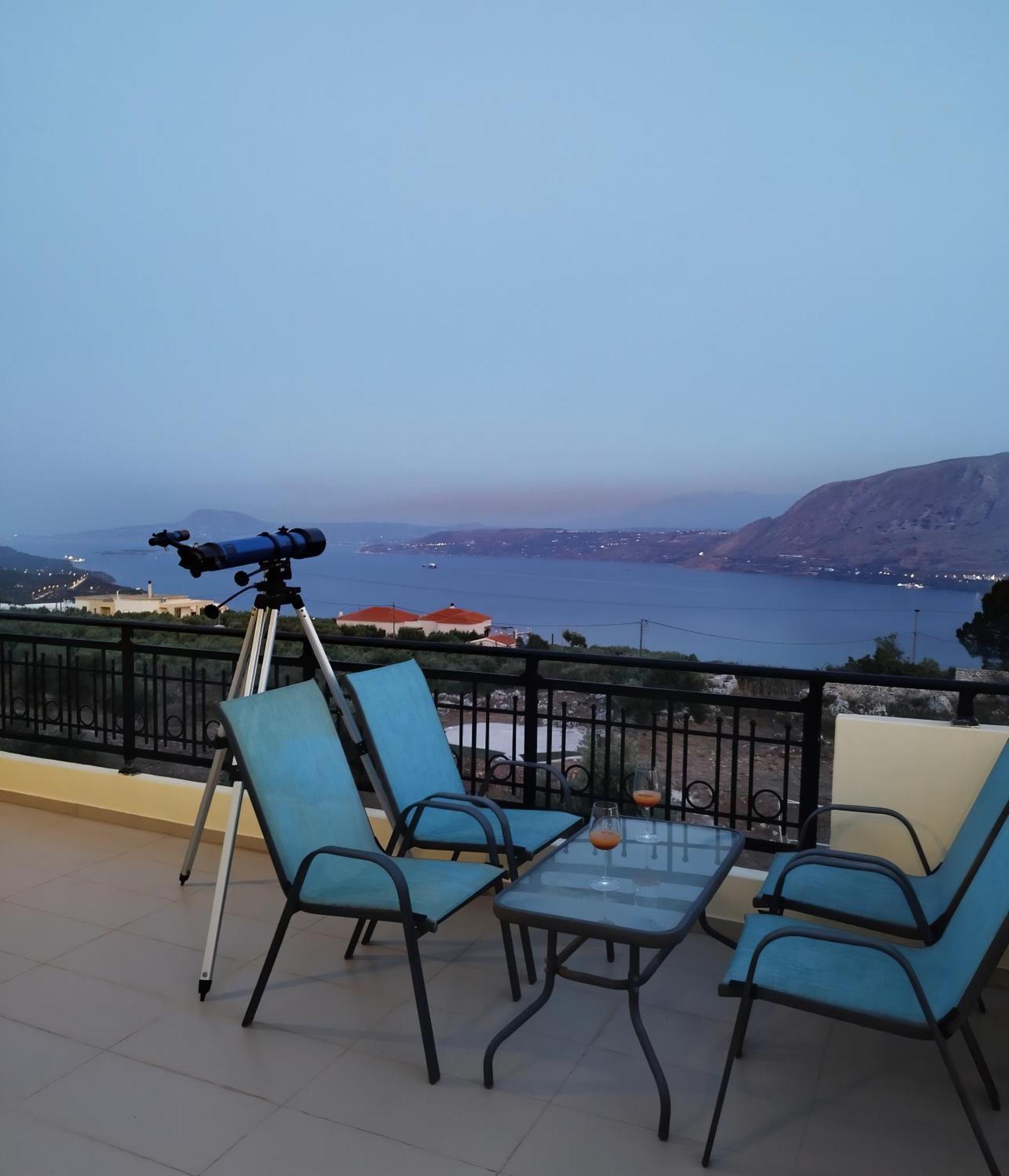 Souda Bay View With Private Pool Near Chania City Exterior foto
